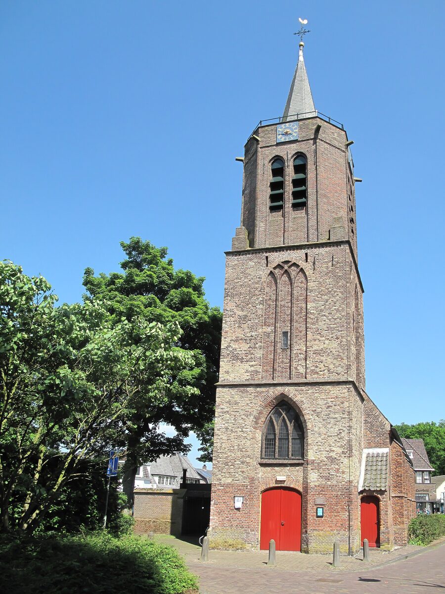Johanneskerk Laren, kerk voor een afscheid of uitvaart