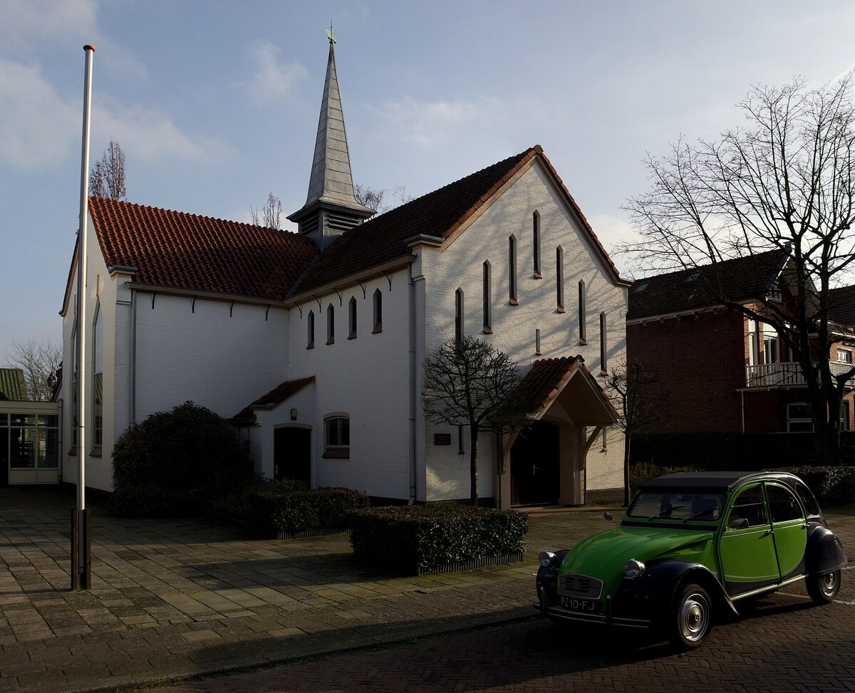 Lutherse Kerk Bussum, kerk voor een afscheid of uitvaart