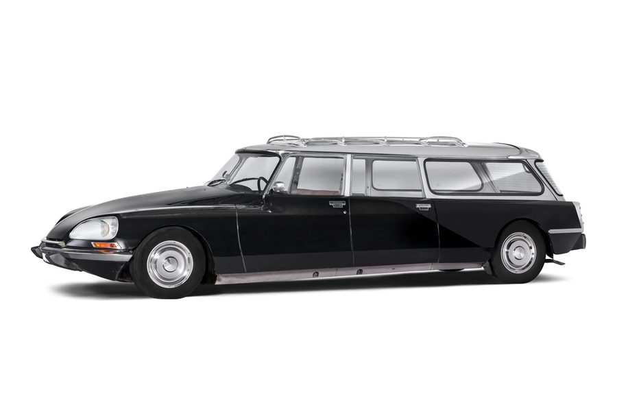 Citroën DS, bijzonder, rouwvervoer bij een uitvaart